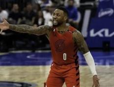 168NBA直播：NBA早报｜猛龙追逐利拉德 雄鹿有意希尔德 韦德接受采访