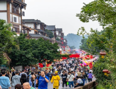 美食盛宴、旅游繁荣、商圈热闹——上海国际消费中心城市“黄金周”点滴观察