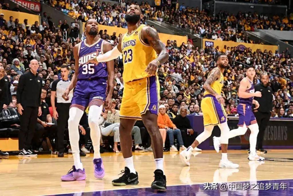 168直播-闲话NBA：杜兰特空砍39分，詹姆斯老当益壮，浓眉30+12雄起