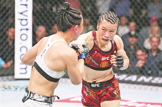 【168直播】UFC首次上演“中国德比” 张伟丽卫冕女子草量级金腰带