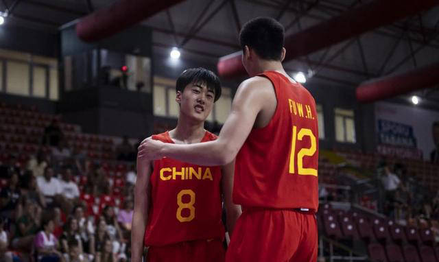 【168直播】中国U17男篮惊险逆转击败世界第二法国队