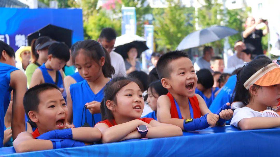 【168直播】“拳”力以赴！2024年遵义市中小学生（青少年）拳击锦标赛在绥阳开赛