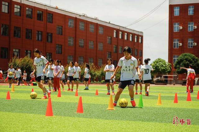 【168直播】沐浴阳光成长 畅享足球魅力——威宁自治县九三中学校园足球发展见闻