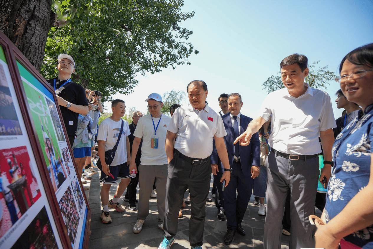 【168直播】“与奥林匹克同行——历届夏季奥林匹克运动会展” 在颐和园开幕 百余张国际奥委会珍藏图片首次在国内亮相